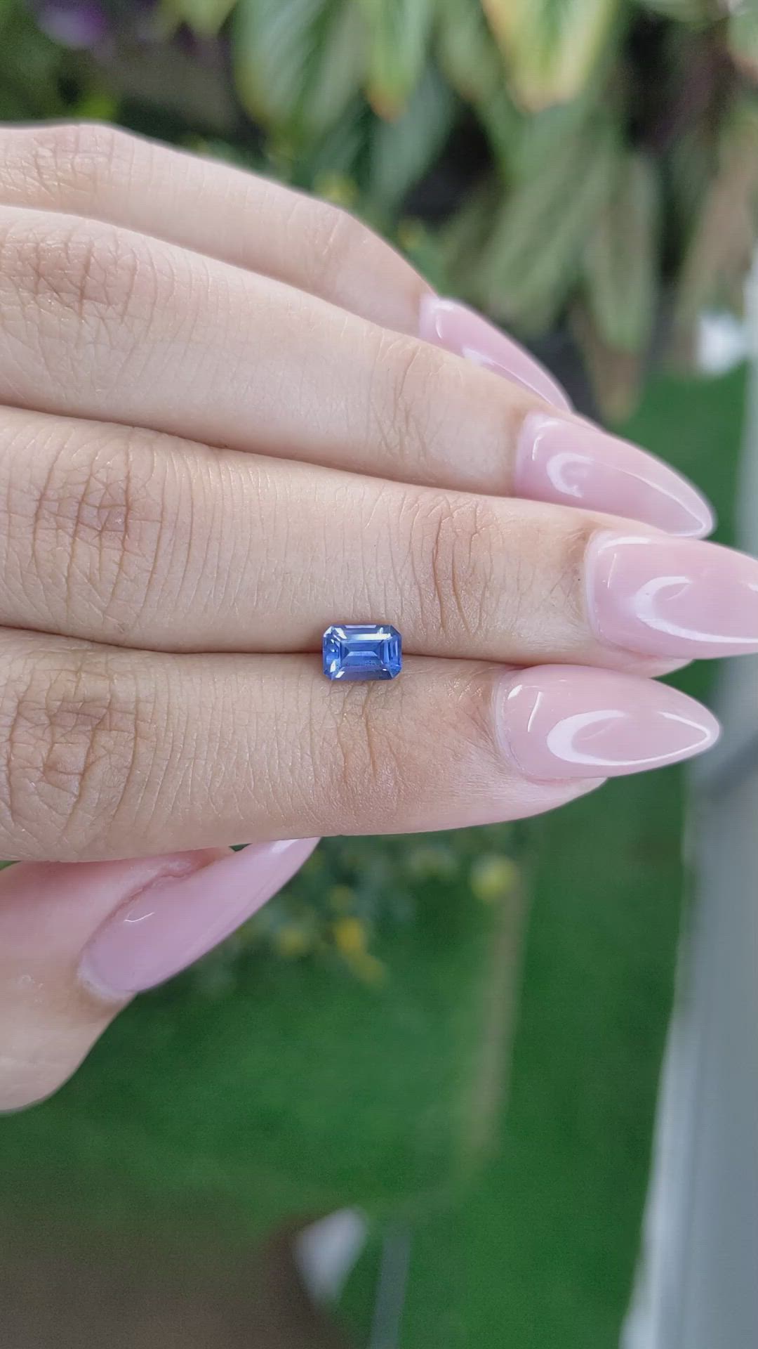 0.79 Ct. Blue Sapphire from Ceylon (Sri Lanka) Size Video