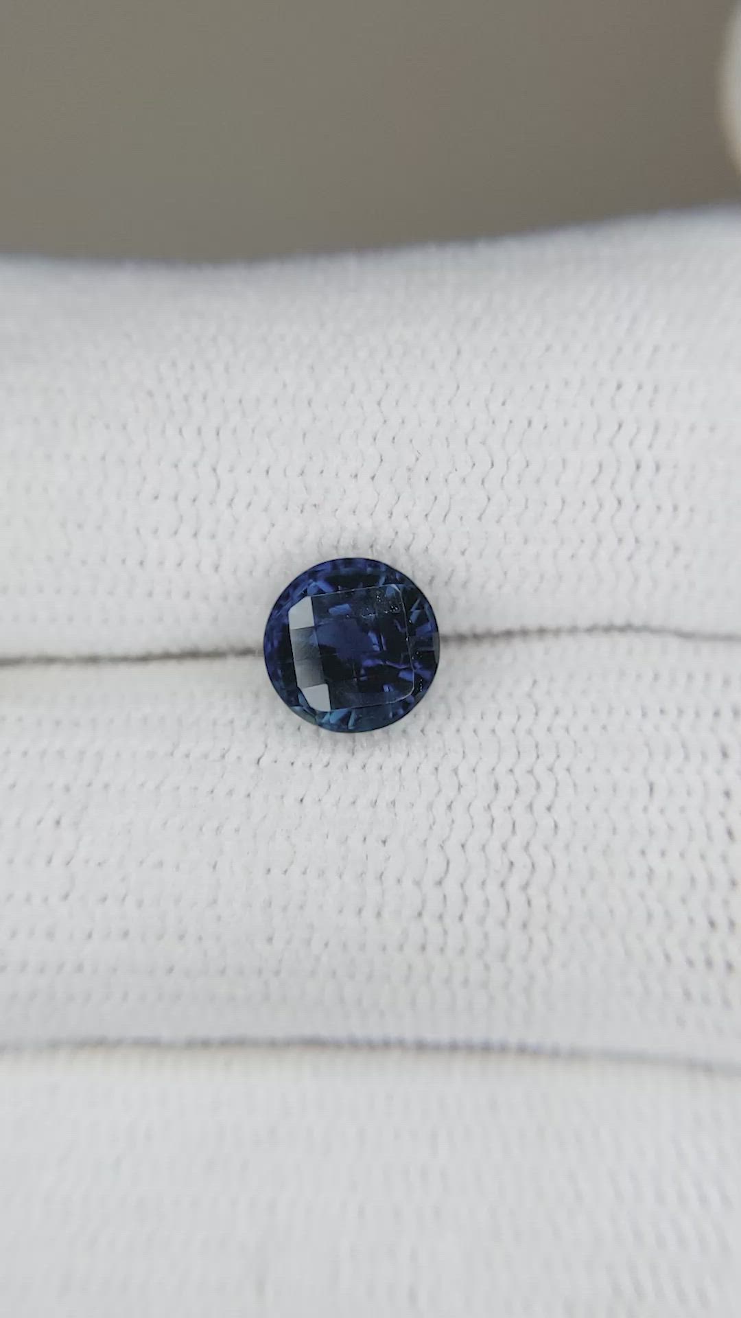 1.42 Ct. Blue Sapphire from Ceylon (Sri Lanka) Size Video