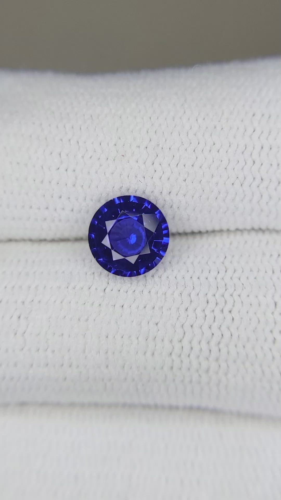 1.46 Ct. Blue Sapphire from Ceylon (Sri Lanka) Size Video