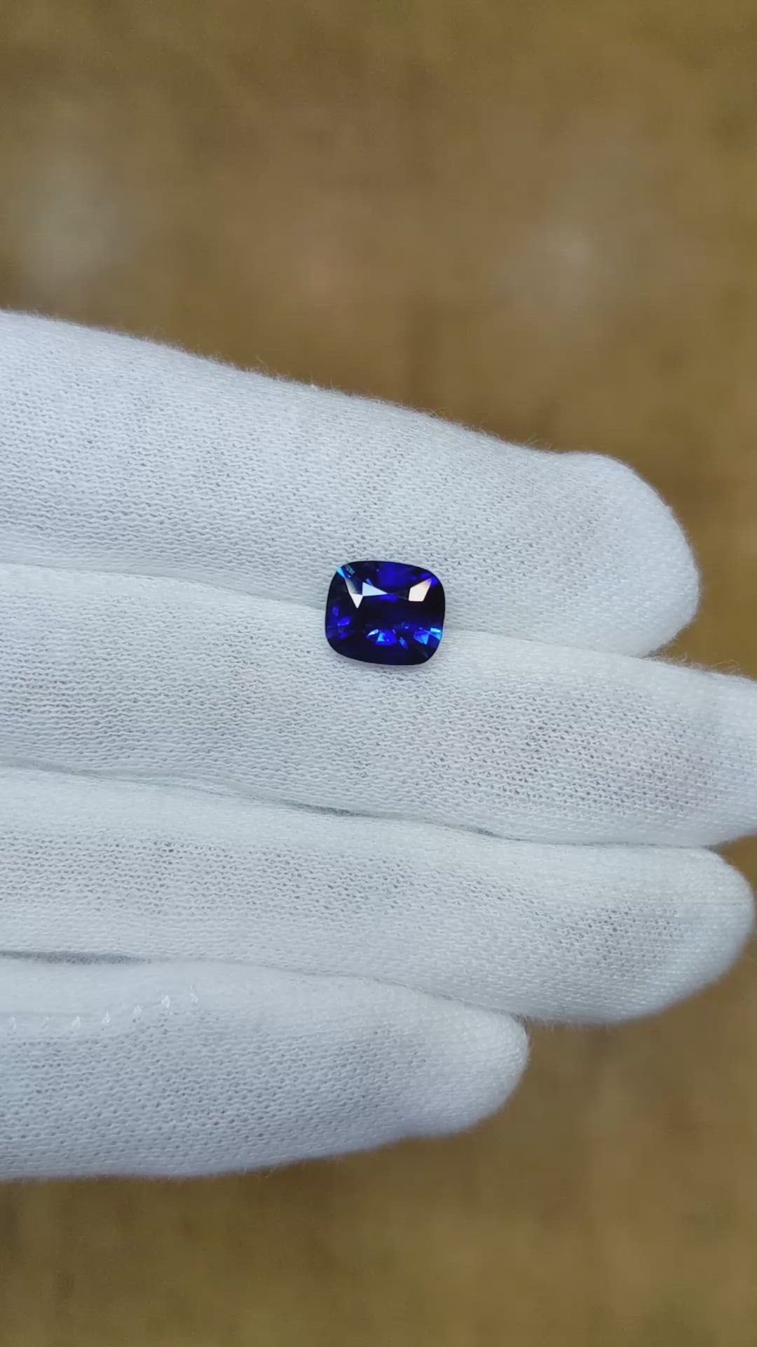 2.62 Ct. Blue Sapphire from Ceylon (Sri Lanka) Size Video