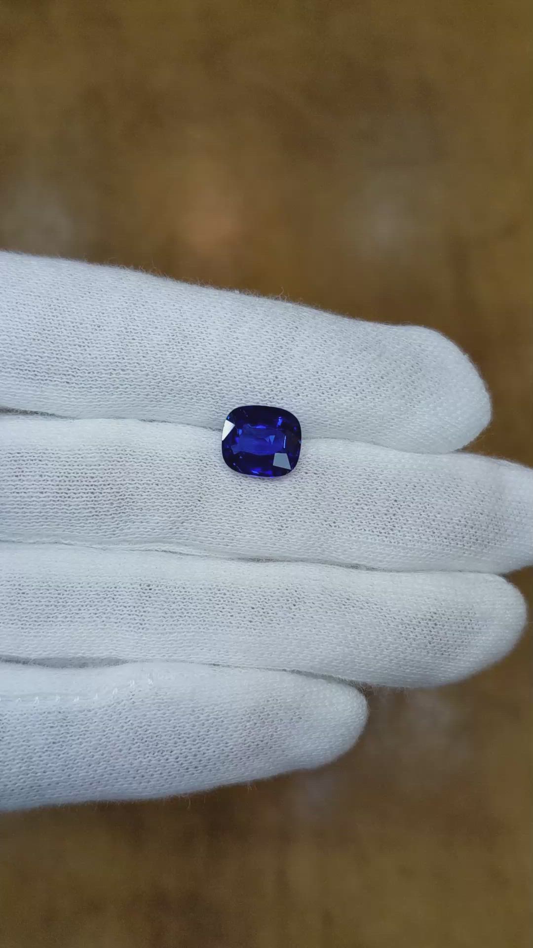 3.48 Ct. Blue Sapphire from Ceylon (Sri Lanka) Size Video