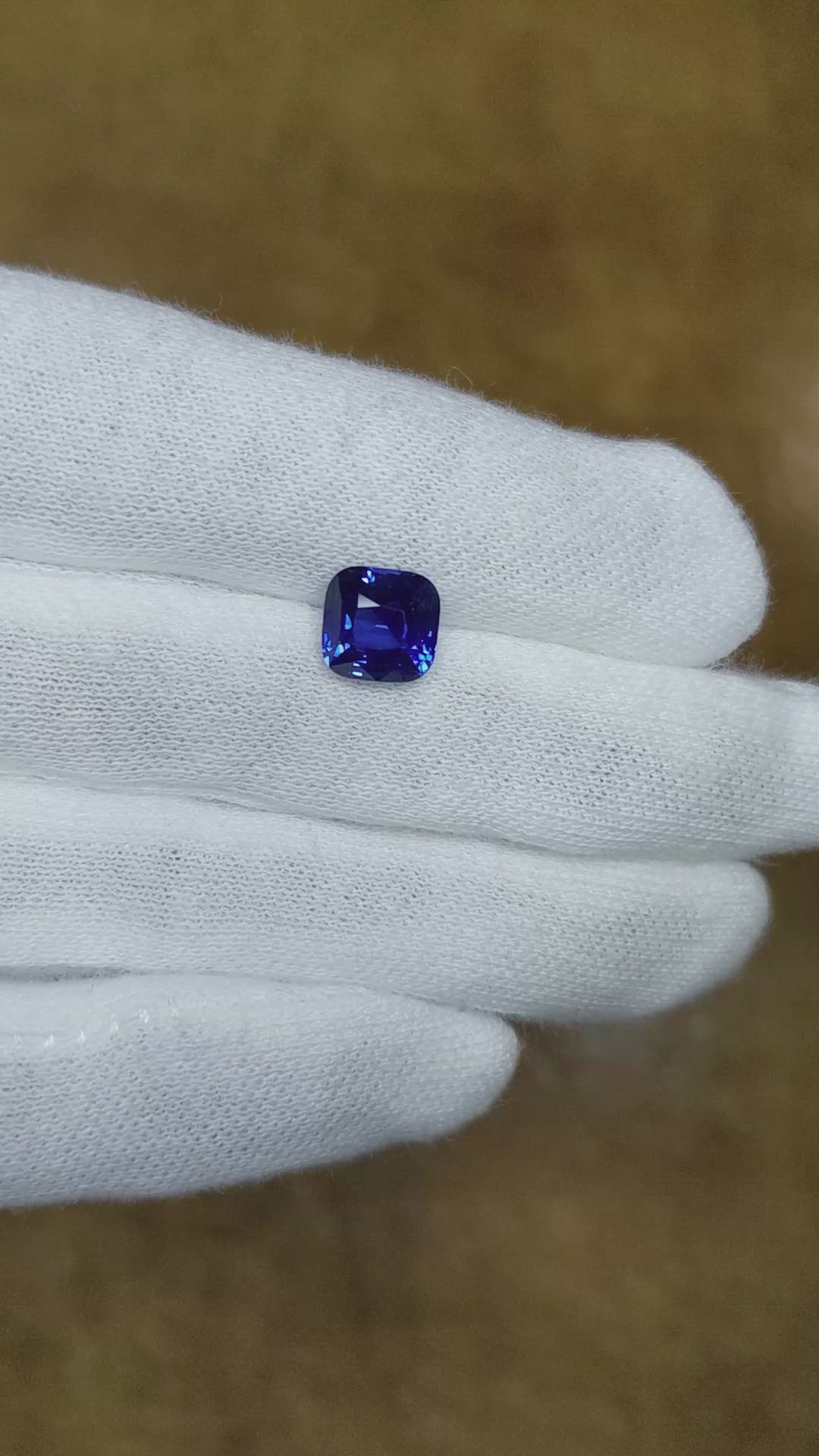 3.07 Ct. Blue Sapphire from Ceylon (Sri Lanka) Size Video