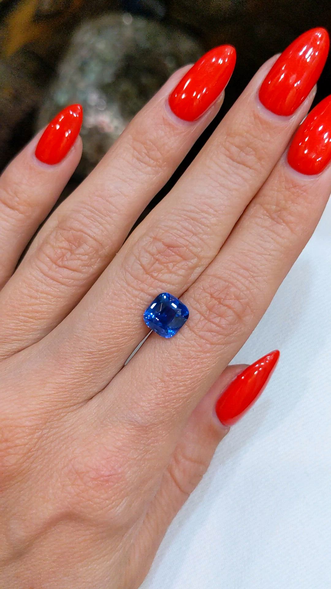3.07 Ct. Blue Sapphire from Ceylon (Sri Lanka) Size Video