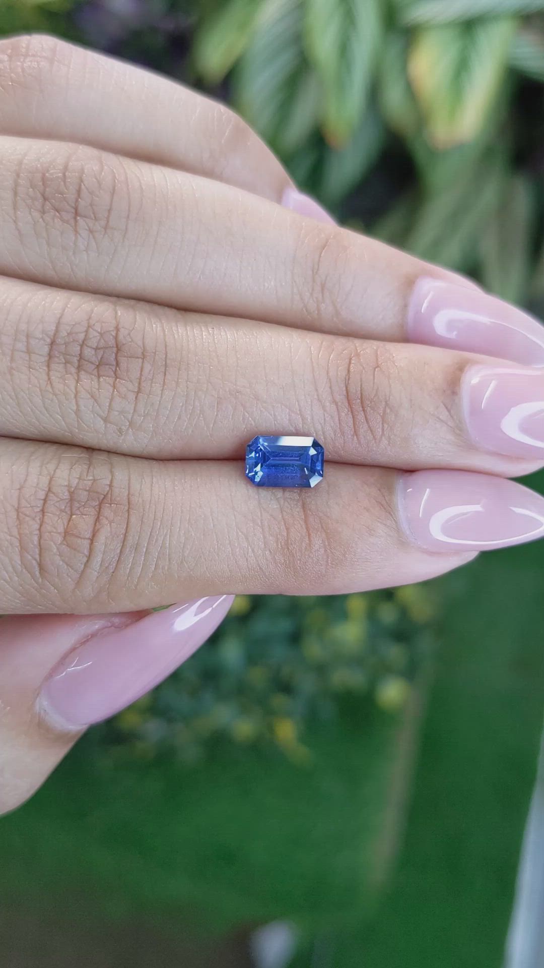 1.50 Ct. Blue Sapphire from Ceylon (Sri Lanka) Size Video