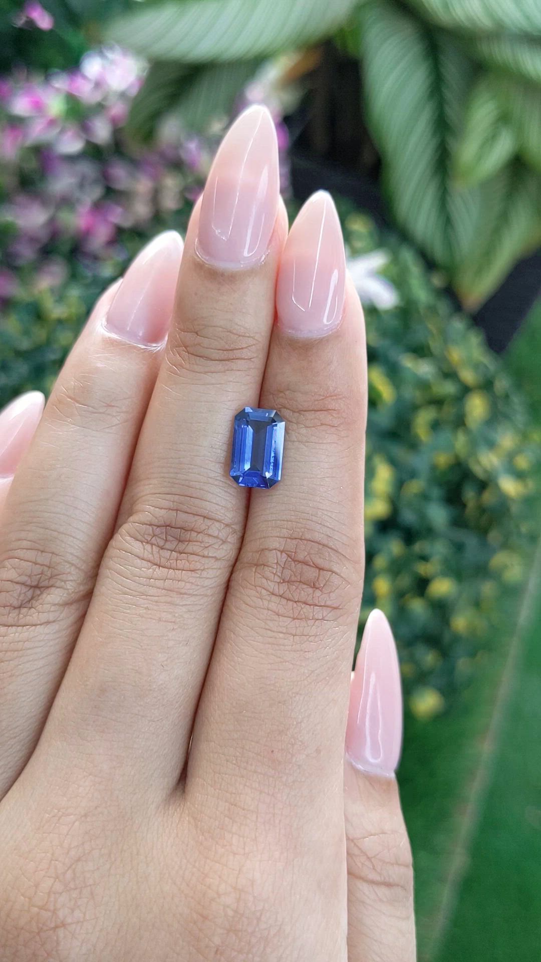 2.57 Ct. Blue Sapphire from Ceylon (Sri Lanka) Size Video