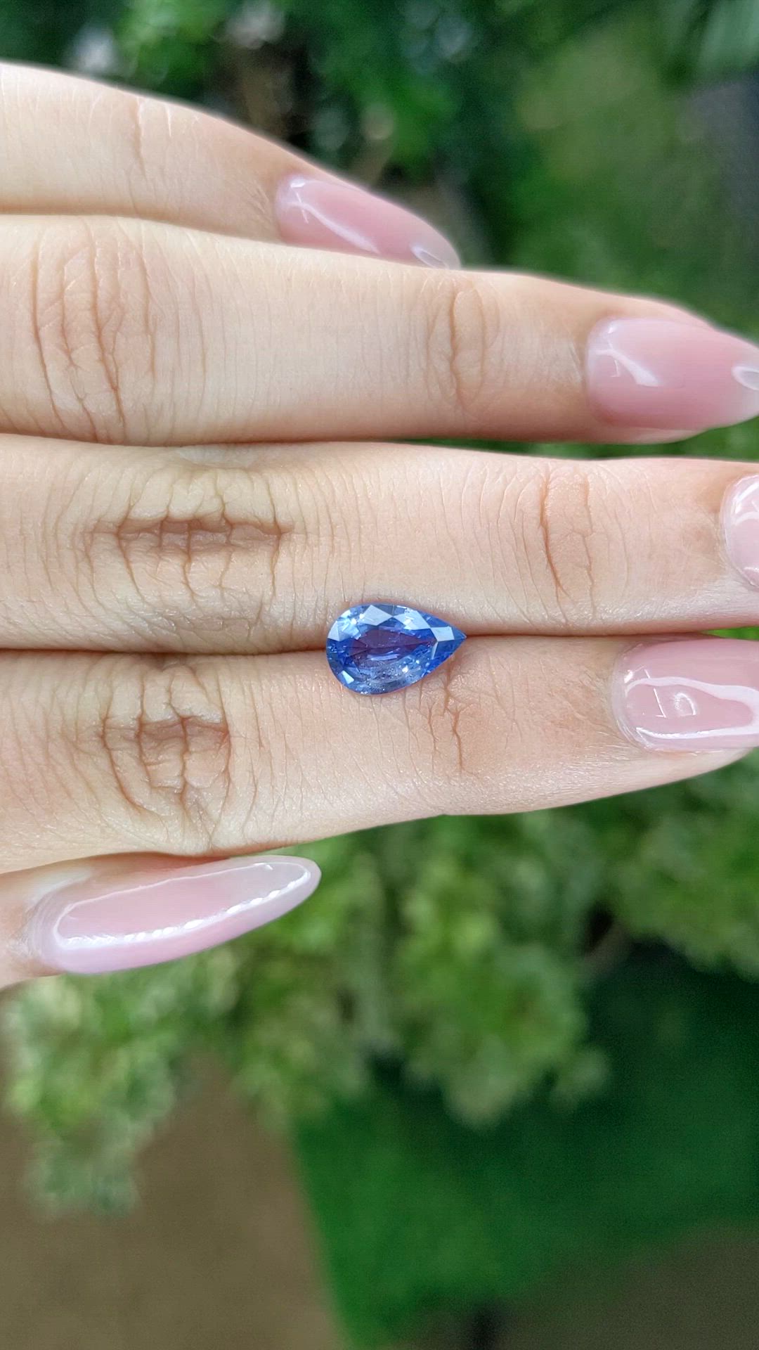 1.45 Ct. Blue Sapphire from Ceylon (Sri Lanka) Size Video