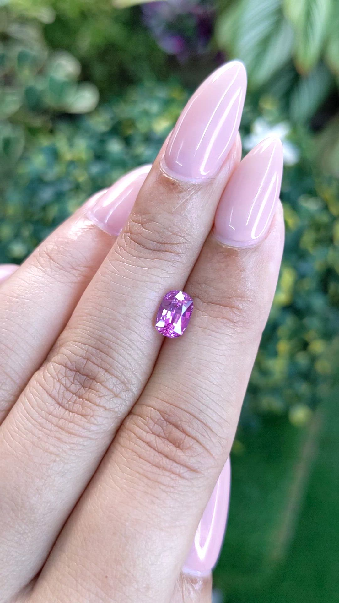 1.33 Ct. Purplish Pink Sapphire from Ceylon (Sri Lanka) Size Video