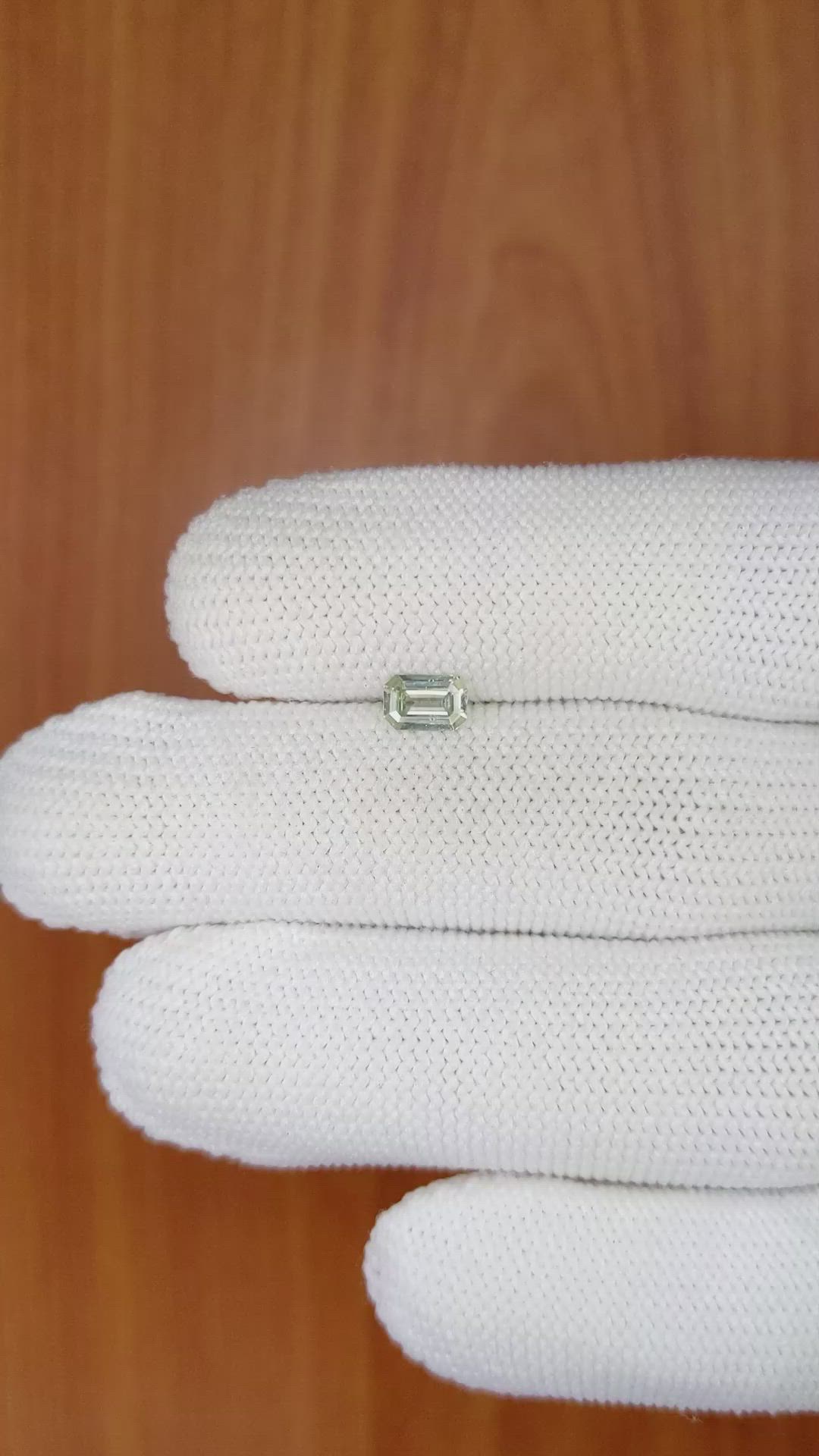 0.49 Ct. Green Sapphire from Ceylon (Sri Lanka) Size Video