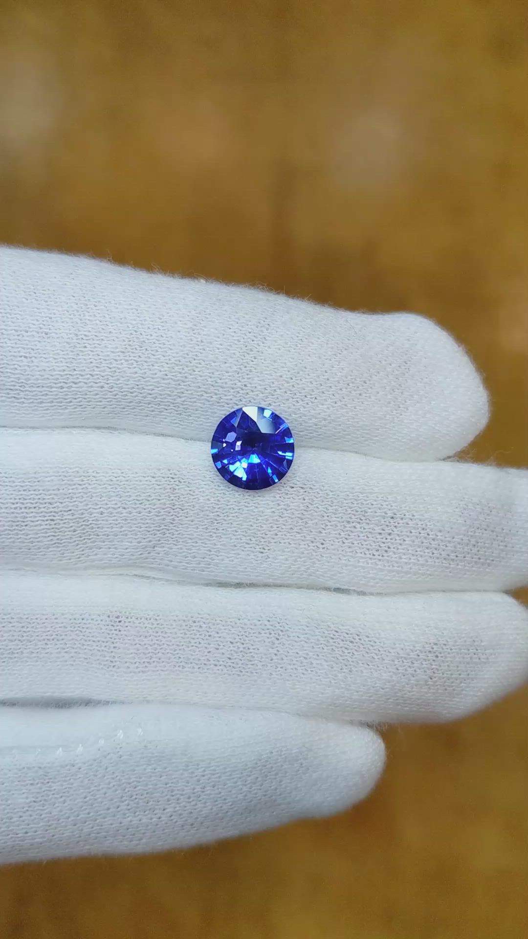 2.27 Ct. Blue Sapphire from Ceylon (Sri Lanka) Size Video