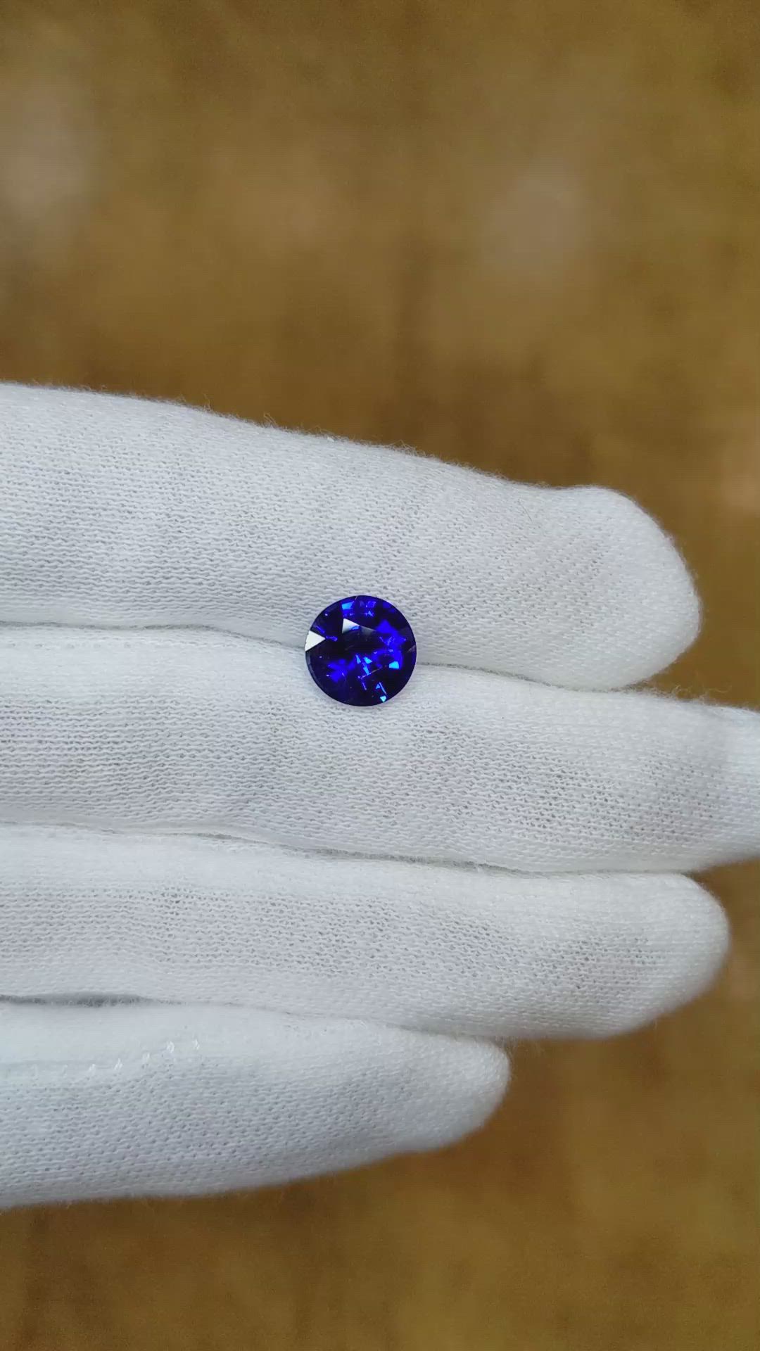 3.02 Ct. Blue Sapphire from Ceylon (Sri Lanka) Size Video