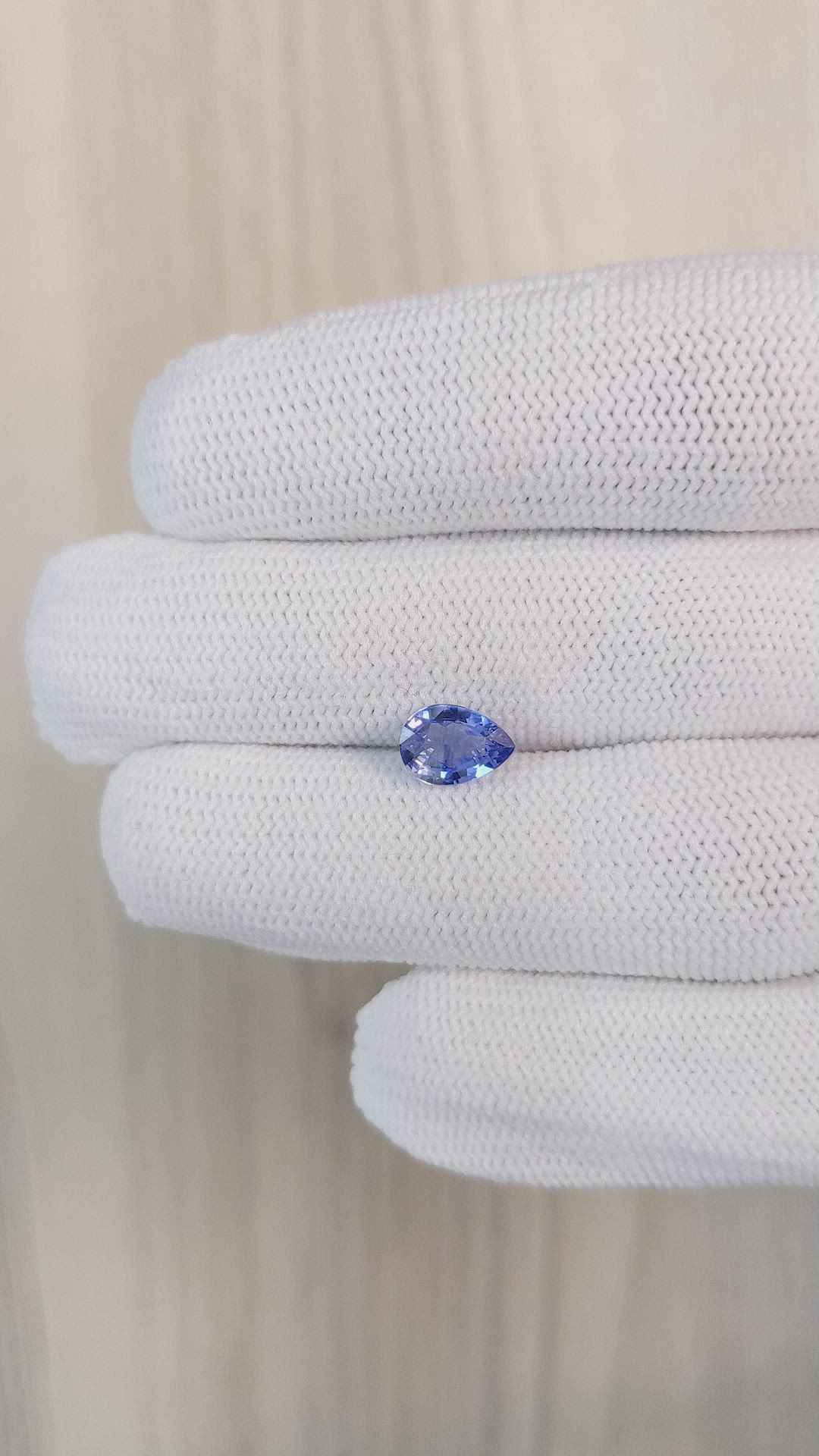 1.54 Ct. Blue Sapphire from Ceylon (Sri Lanka) Size Video