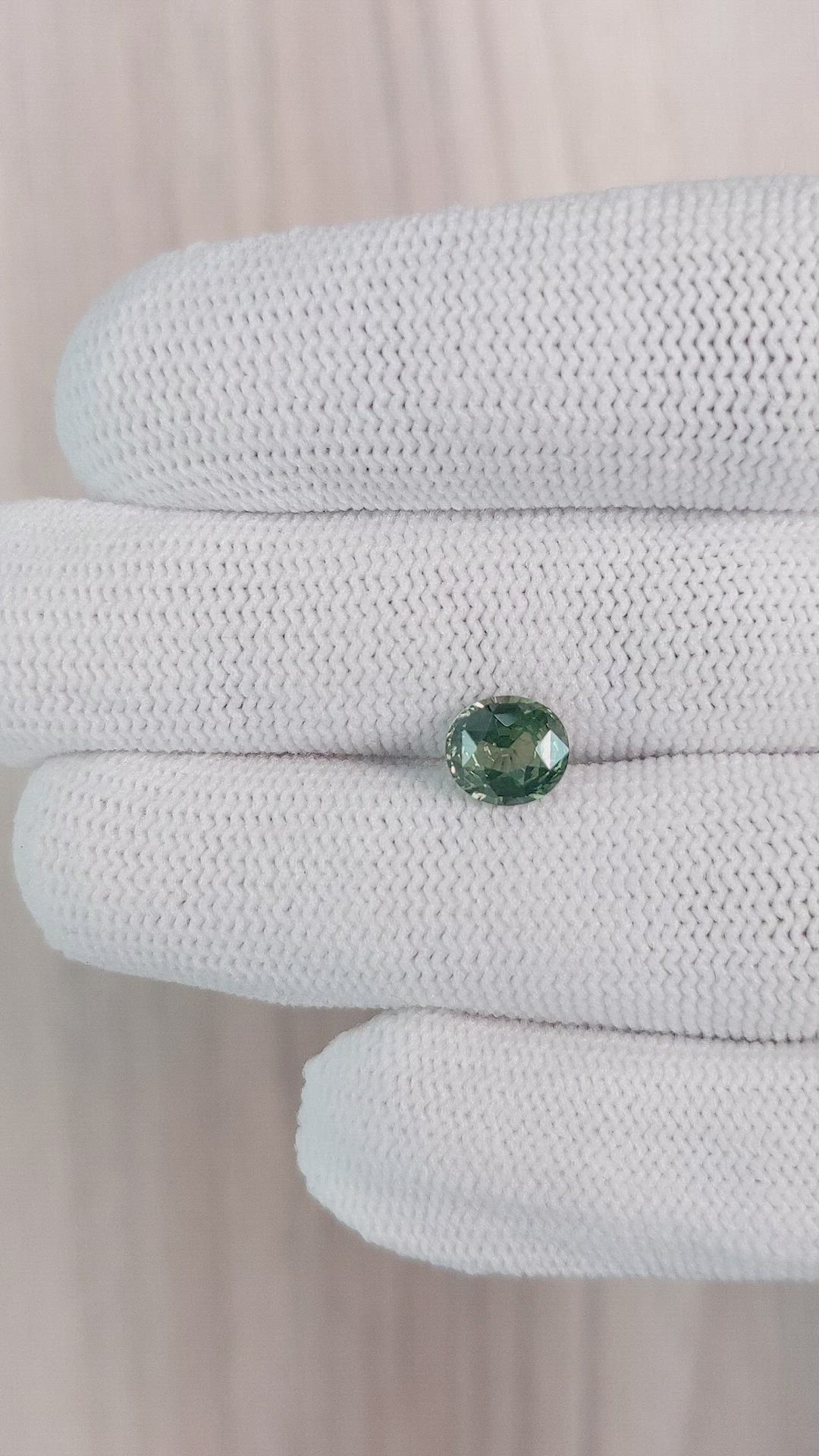 1.66 Ct. Green Sapphire from Ceylon (Sri Lanka) Size Video