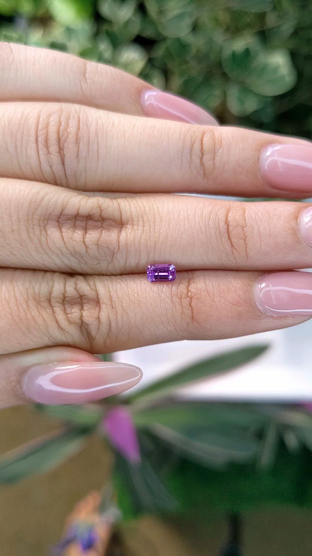 0.43 Ct. Pinkish Purple Sapphire from Ceylon (Sri Lanka) Size Video