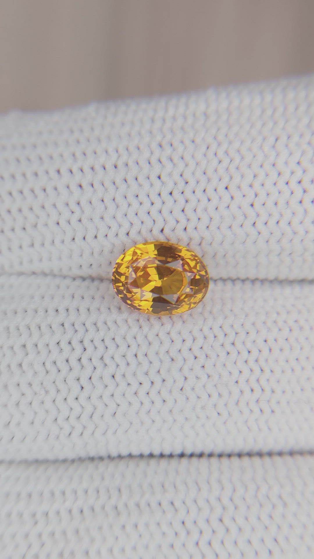 2.01 Ct. Yellowish Orange Sapphire from Ceylon (Sri Lanka) Size Video