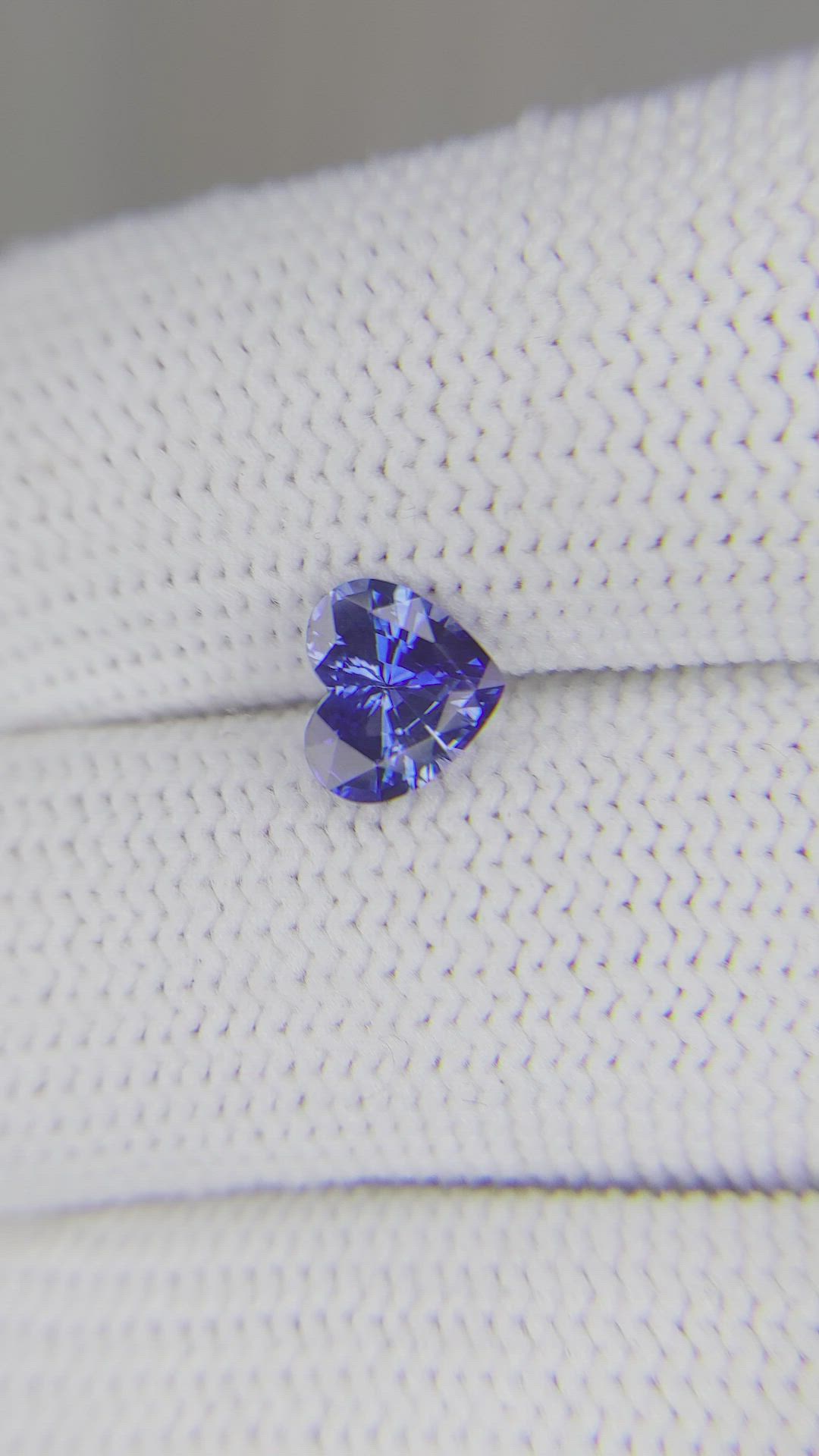 1.34 Ct. Blue Sapphire from Ceylon (Sri Lanka) Size Video