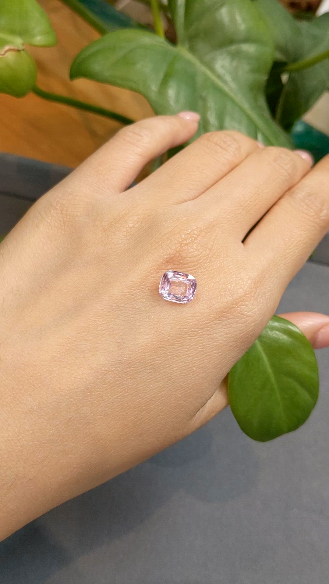 3.07 Ct. Pink Sapphire from Ceylon (Sri Lanka) Size Video