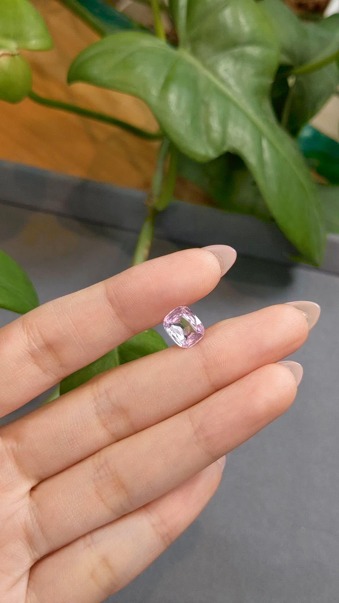 3.07 Ct. Pink Sapphire from Ceylon (Sri Lanka) Size Video