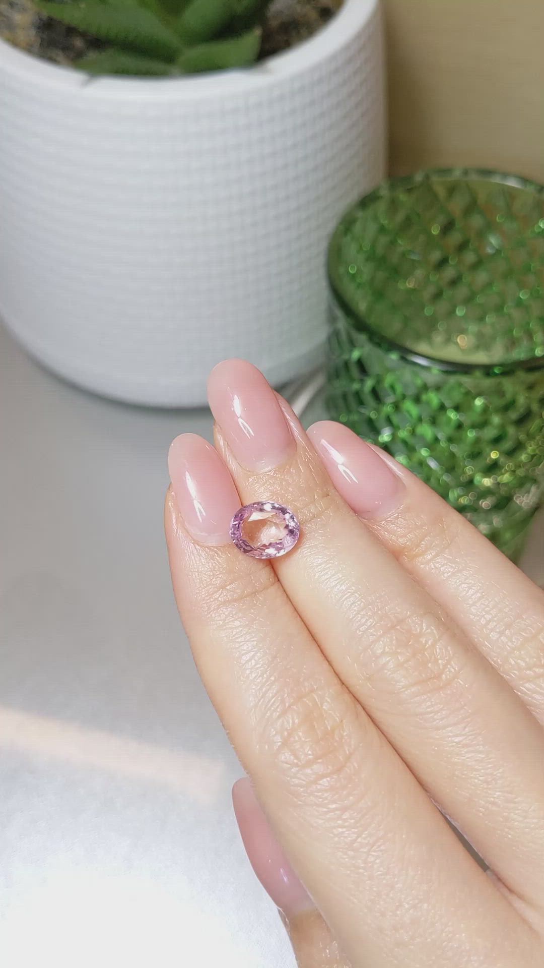 3.93 Ct. Pink Sapphire from Ceylon (Sri Lanka) Size Video