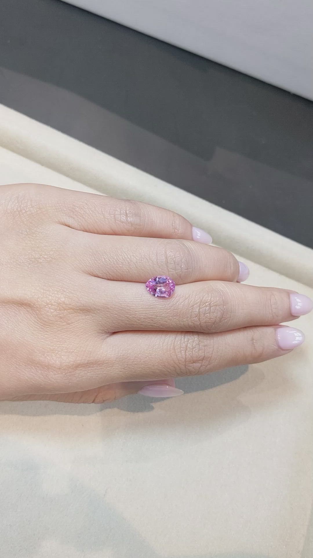 2.35 Ct. Pink Sapphire from Ceylon (Sri Lanka) Size Video