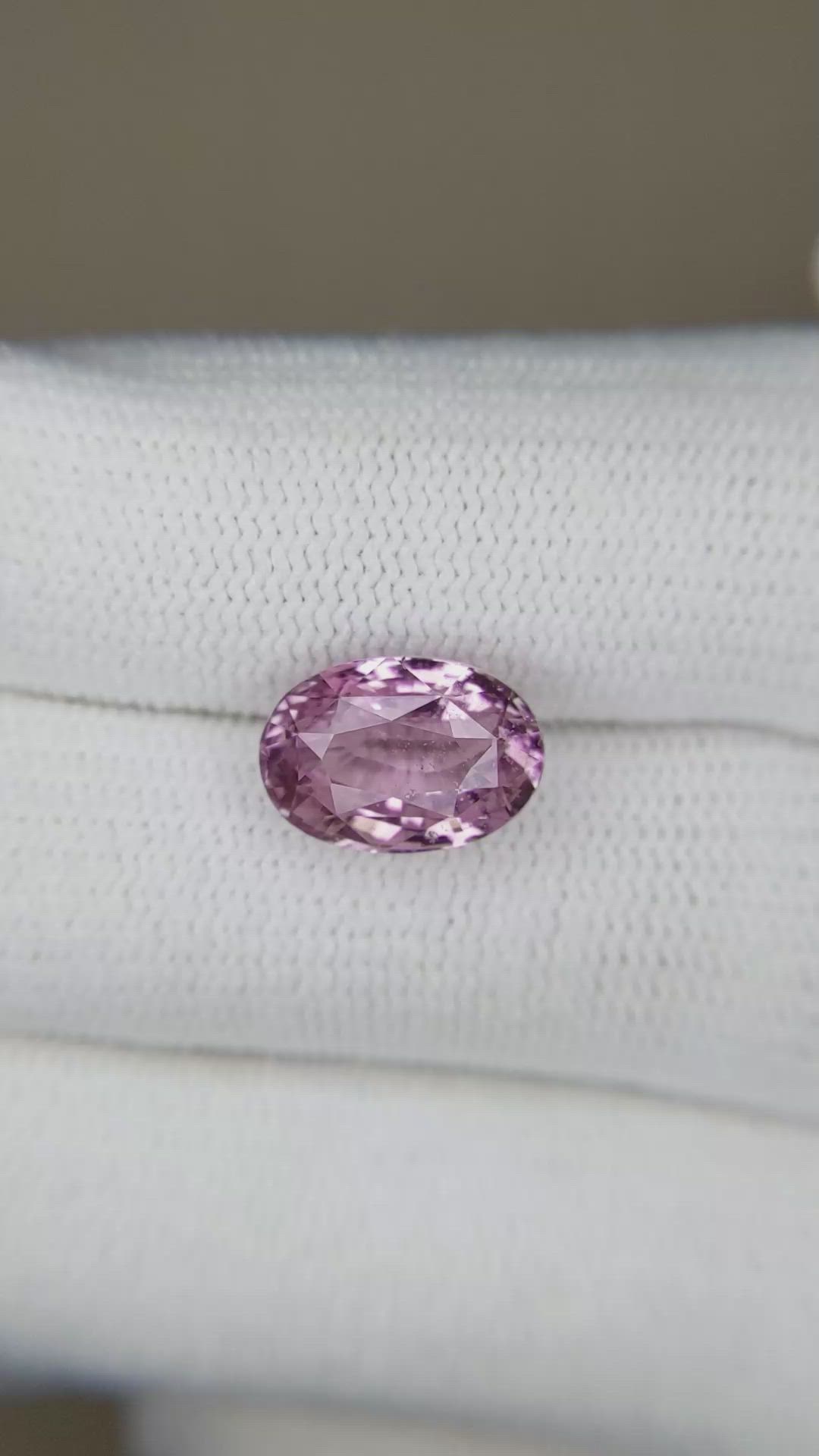 4.03 Ct. Pink Sapphire from Ceylon (Sri Lanka) Size Video
