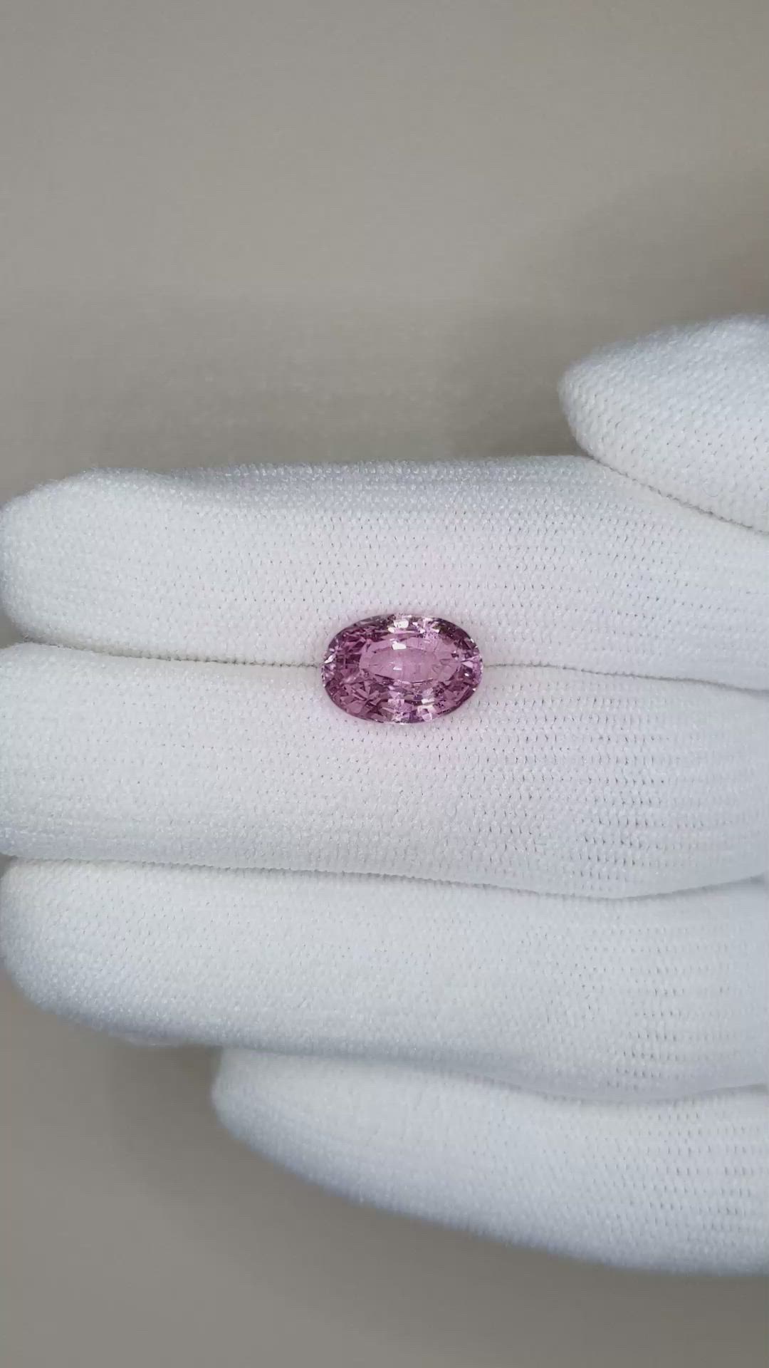 4.03 Ct. Pink Sapphire from Ceylon (Sri Lanka) Size Video