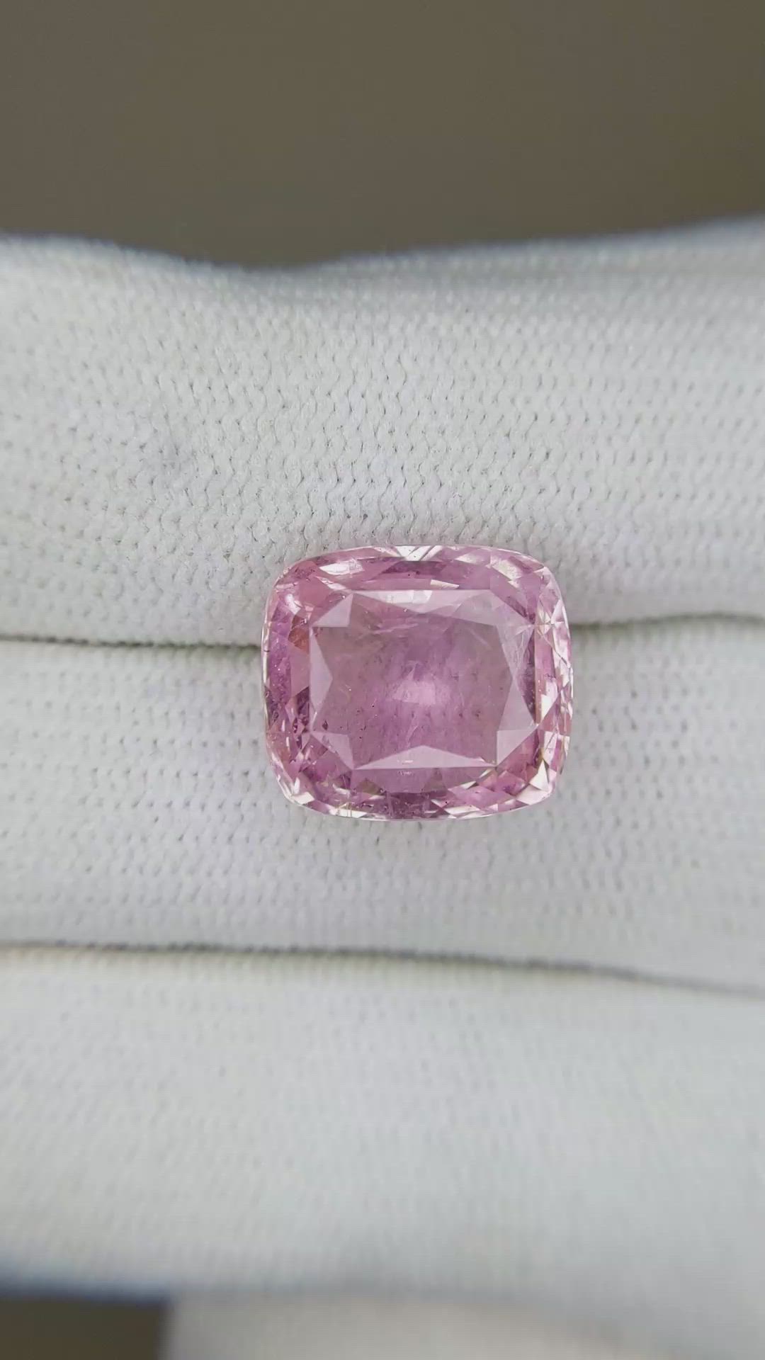 9.12 Ct. Padparadscha Sapphire from Burma (Myanmar) Size Video
