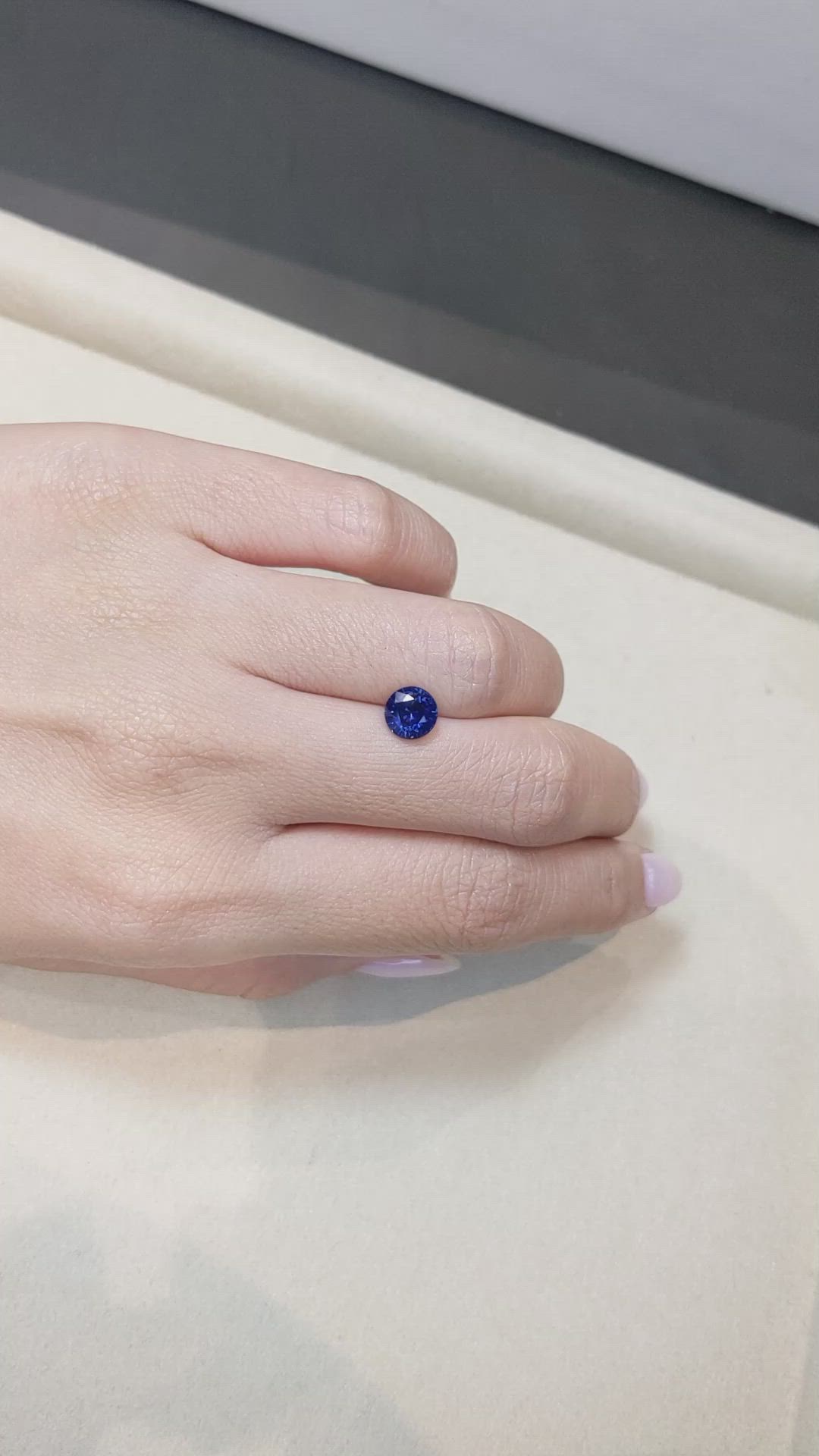 1.61 Ct. Blue Sapphire from Ceylon (Sri Lanka) Size Video