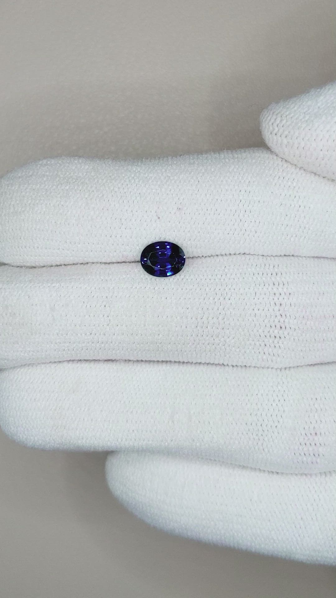 0.83 Ct. Blue Sapphire from Ceylon (Sri Lanka) Size Video