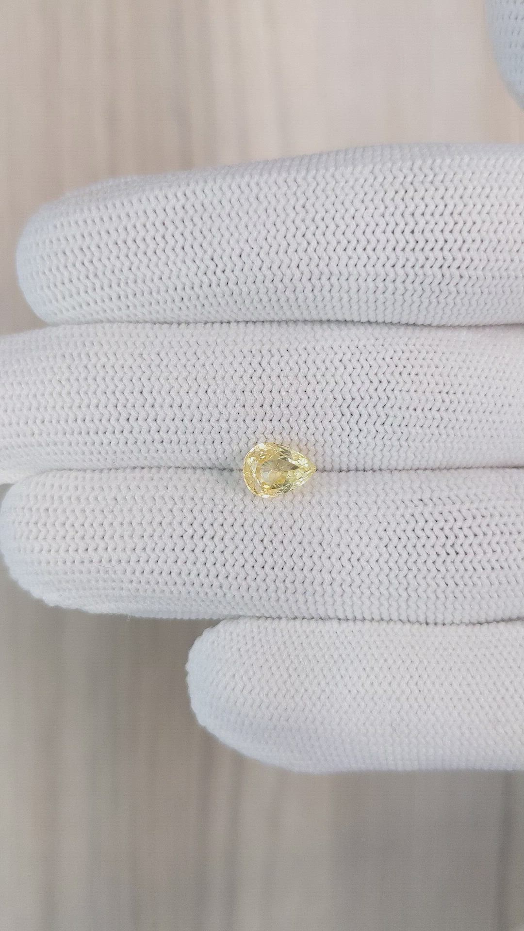 1.56 Ct. Yellow Sapphire from Ceylon (Sri Lanka) Size Video
