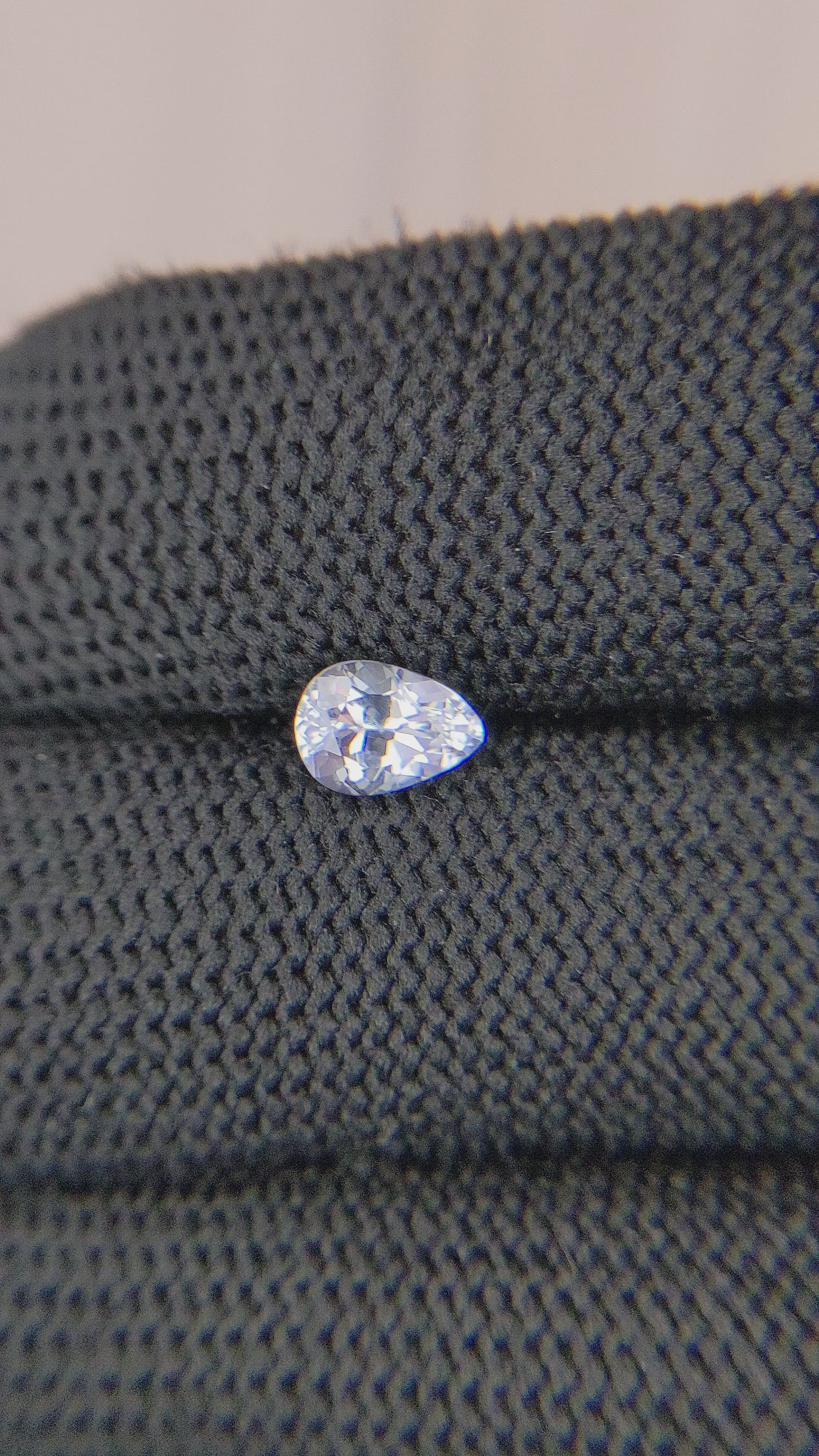 0.85 Ct. White Sapphire from Ceylon (Sri Lanka) Size Video