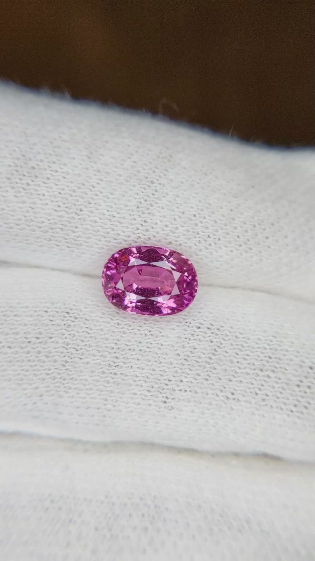 2.68 Ct. Pink Sapphire from Ceylon (Sri Lanka) Size Video