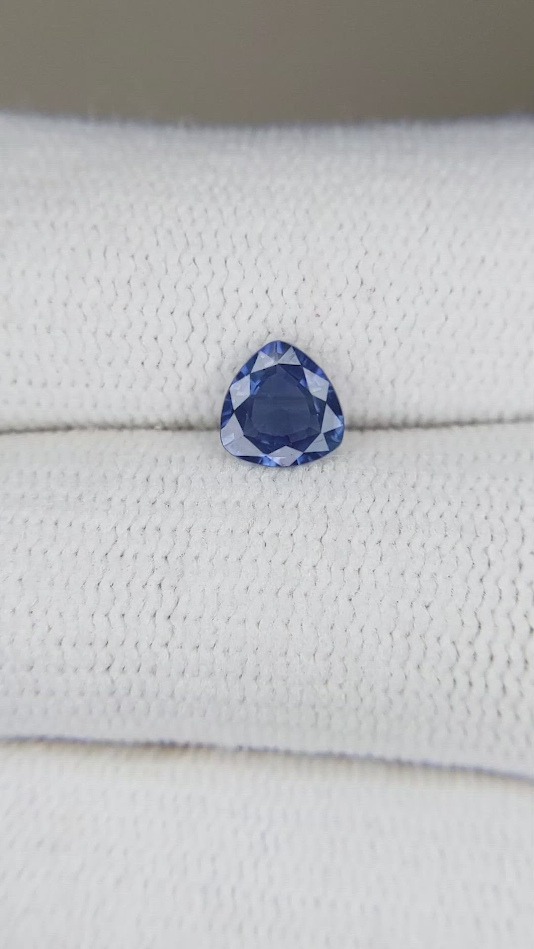 0.63 Ct. Blue Sapphire from Ceylon (Sri Lanka) Size Video