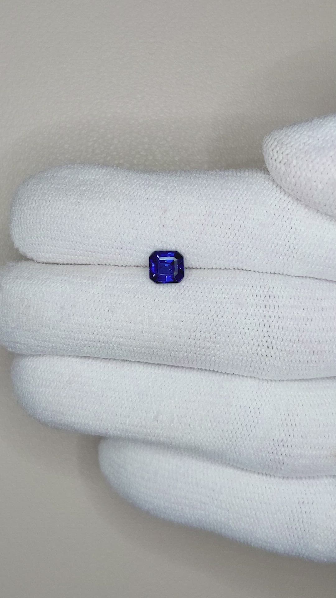 0.91 Ct. Blue Sapphire from Ceylon (Sri Lanka) Size Video