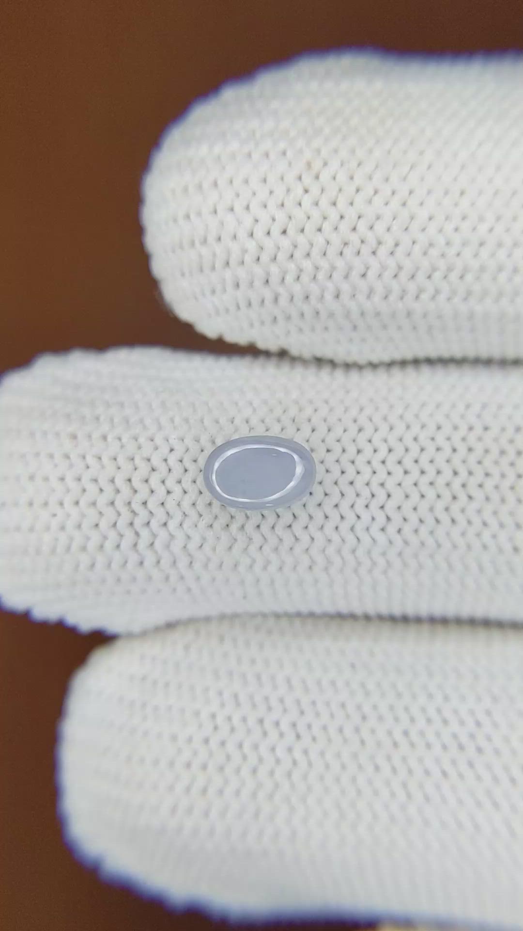 0.76 Ct. White Star Sapphire from Ceylon (Sri Lanka) Size Video