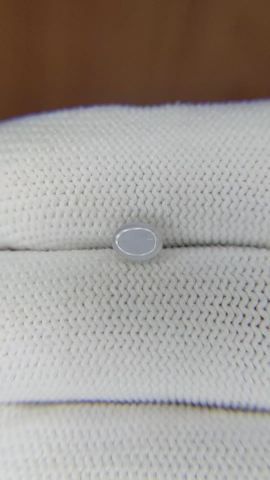 0.90 Ct. White Star Sapphire from Ceylon (Sri Lanka) Size Video