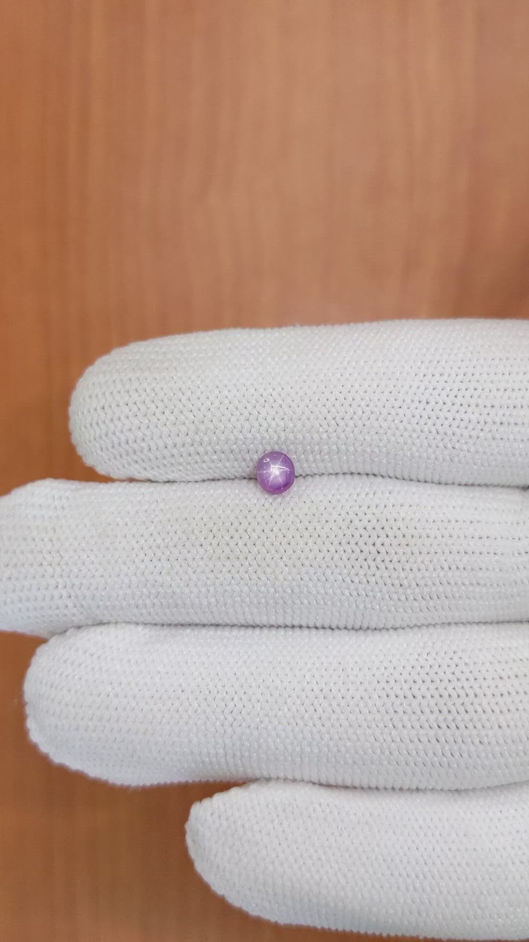 0.60 Ct. Sapphire from Ceylon (Sri Lanka) Size Video