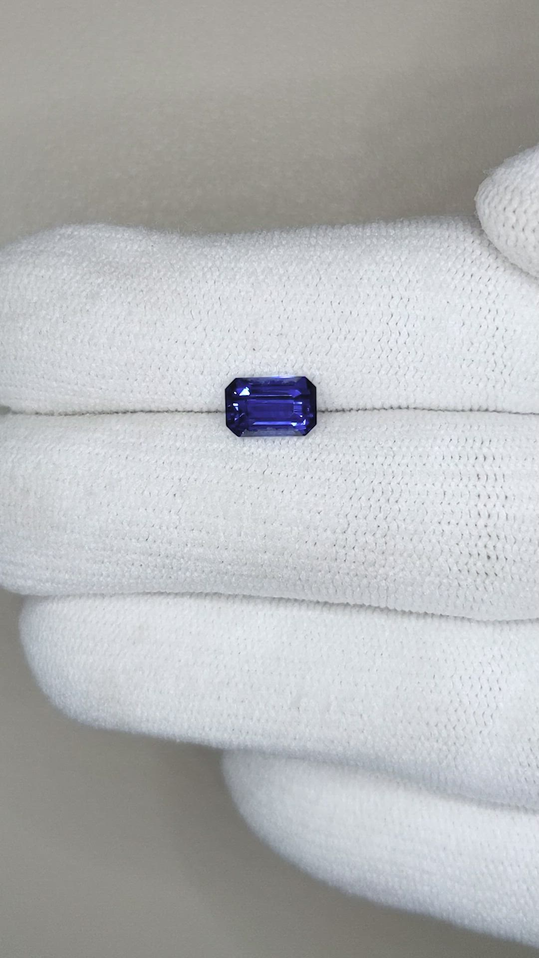 1.55 Ct. Blue Sapphire from Ceylon (Sri Lanka) Size Video