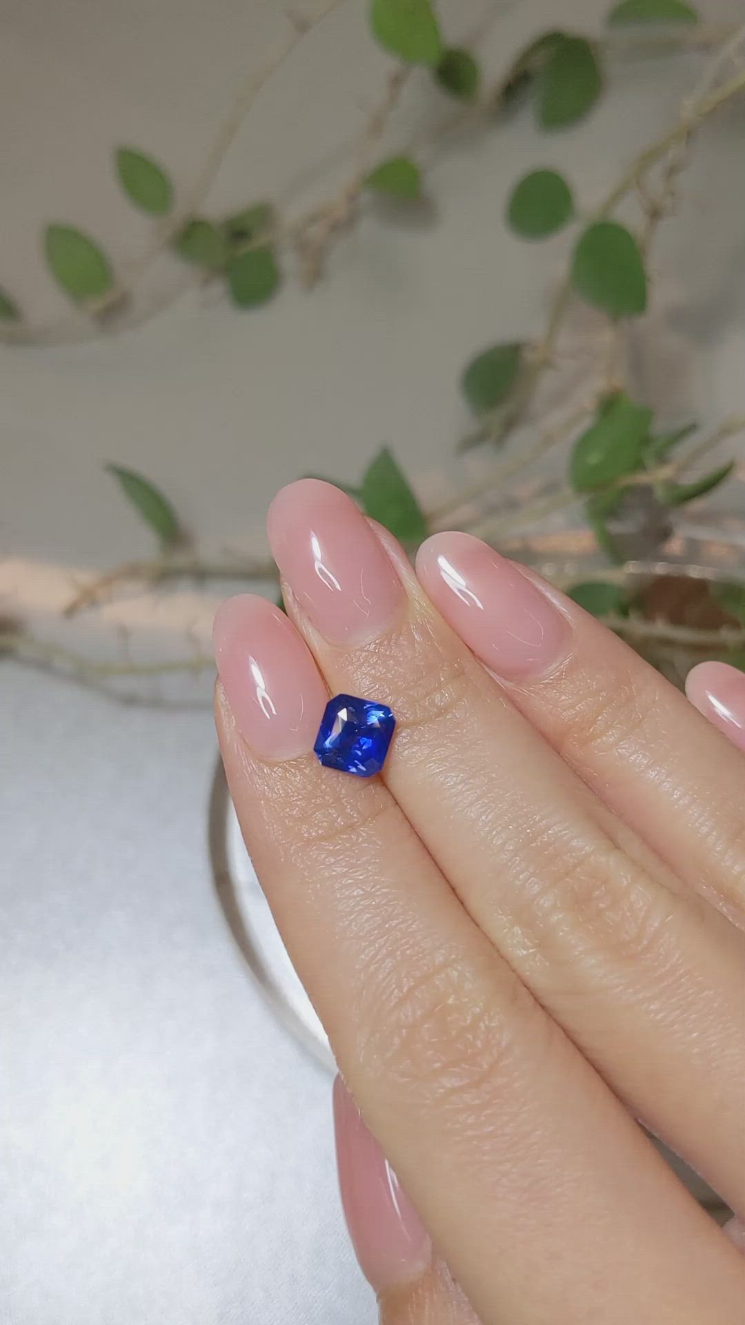 1.76 Ct. Blue Sapphire from Ceylon (Sri Lanka) Size Video