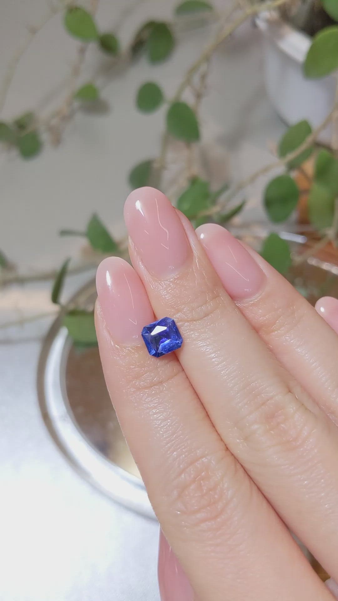1.40 Ct. Purplish Blue Sapphire from Ceylon (Sri Lanka) Size Video