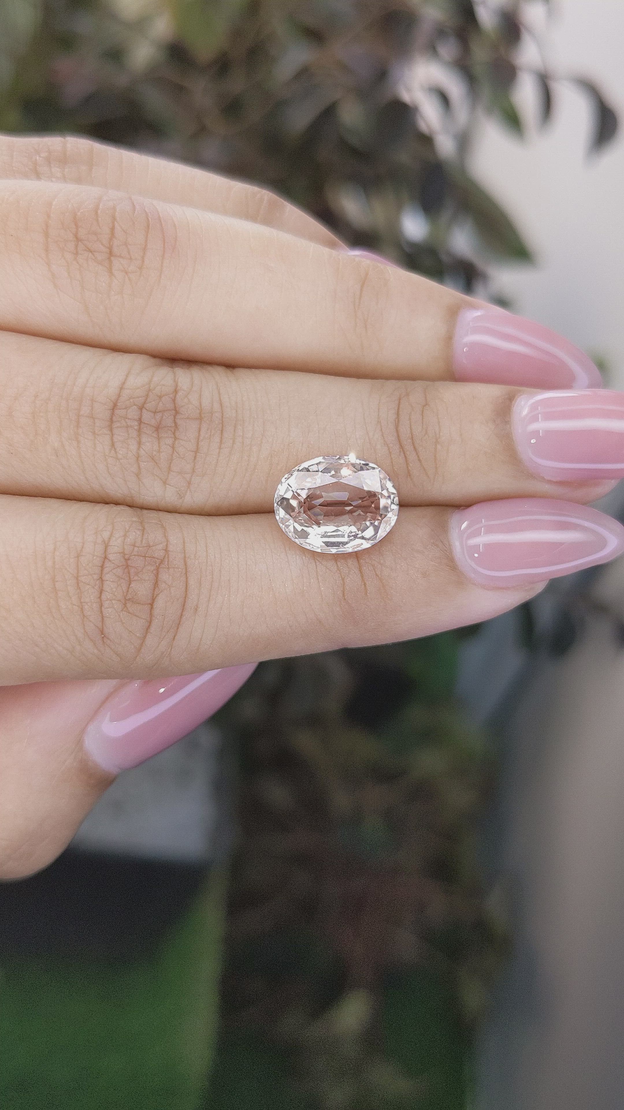 5.44 Ct. Peach Sapphire from Ceylon (Sri Lanka) Size Video