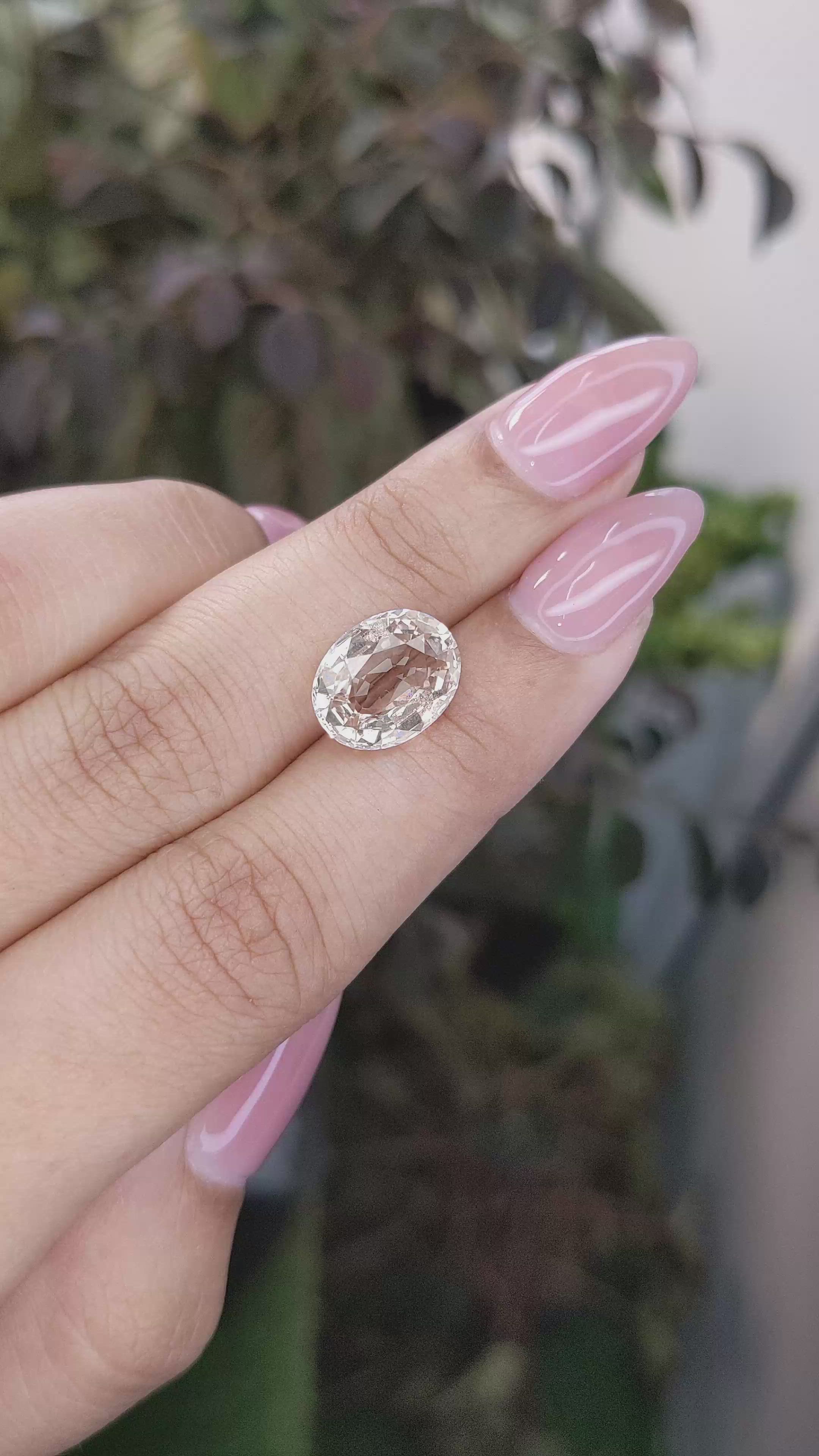 5.44 Ct. Peach Sapphire from Ceylon (Sri Lanka) Size Video