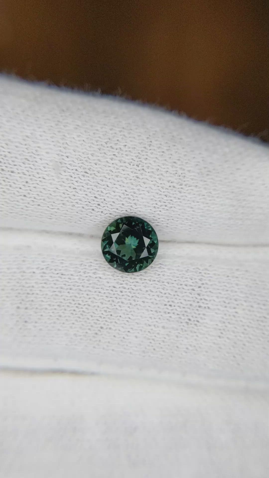 1.29 Ct. Bluish Green Sapphire from Ceylon (Sri Lanka) Size Video