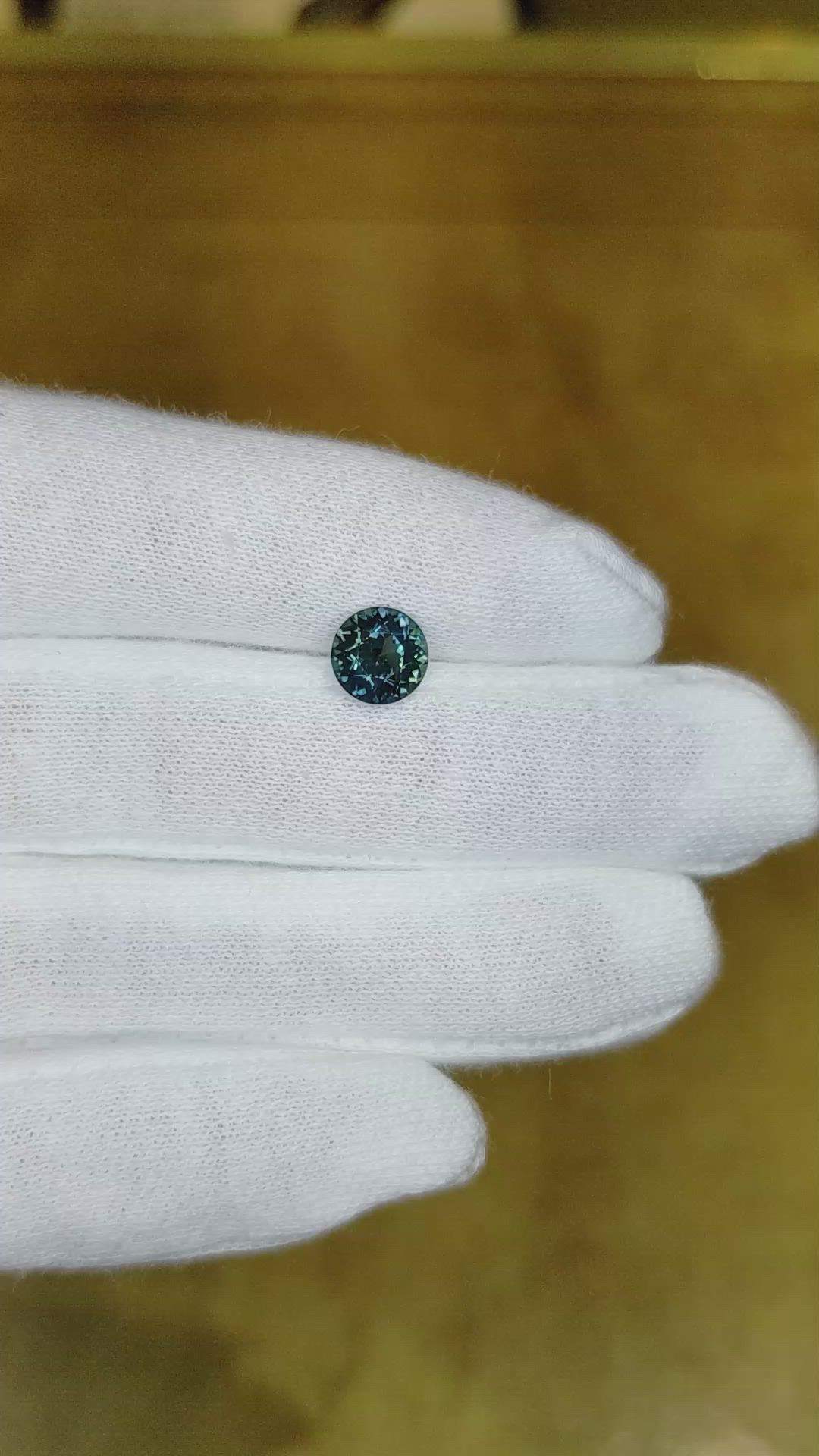 1.60 Ct. Greenish Blue Sapphire from Ceylon (Sri Lanka) Size Video