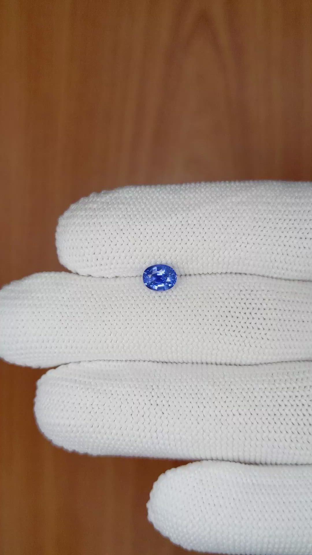 0.73 Ct. Blue Sapphire from Ceylon (Sri Lanka) Size Video