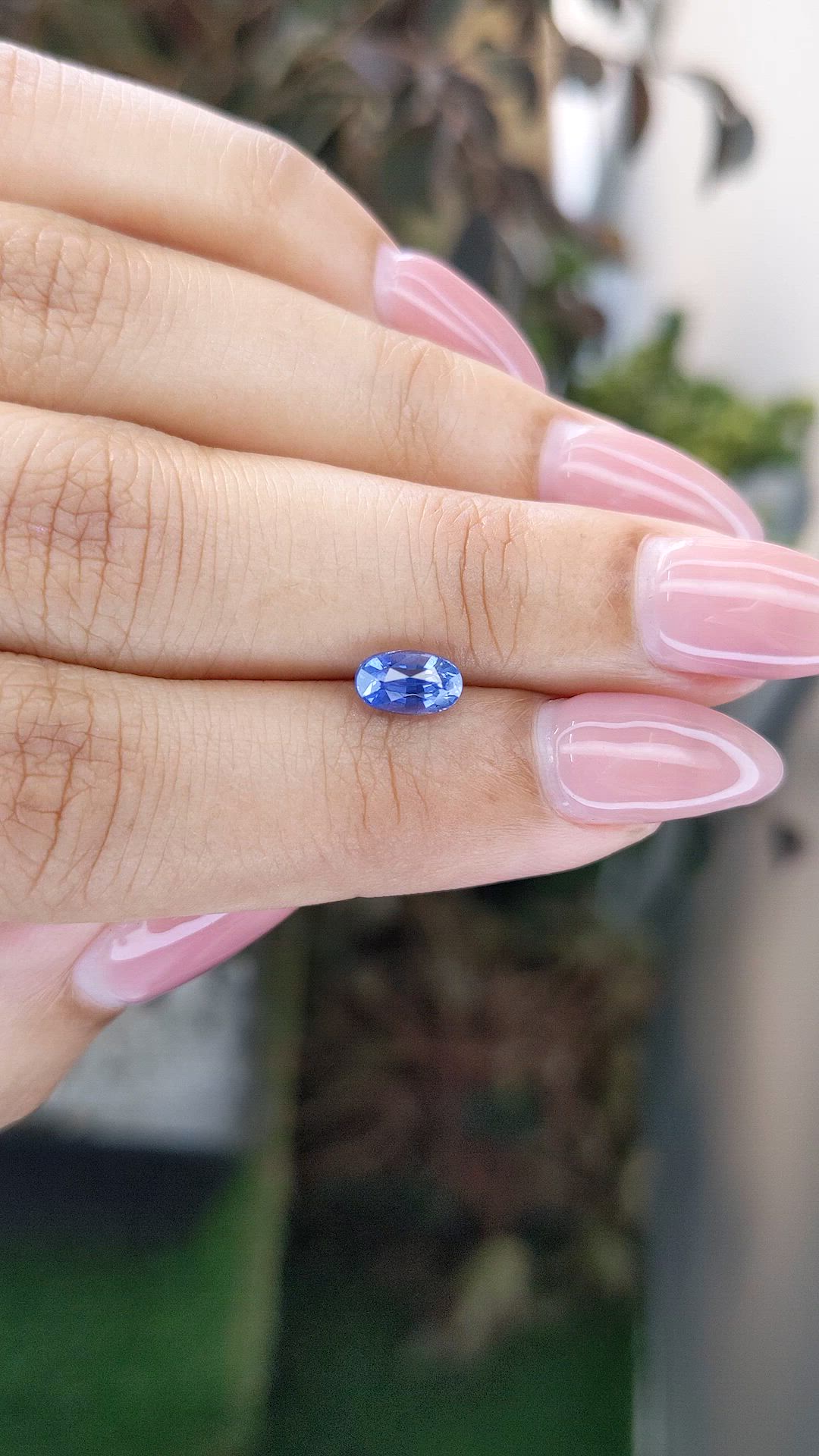 1.02 Ct. Blue Sapphire from Ceylon (Sri Lanka) Size Video