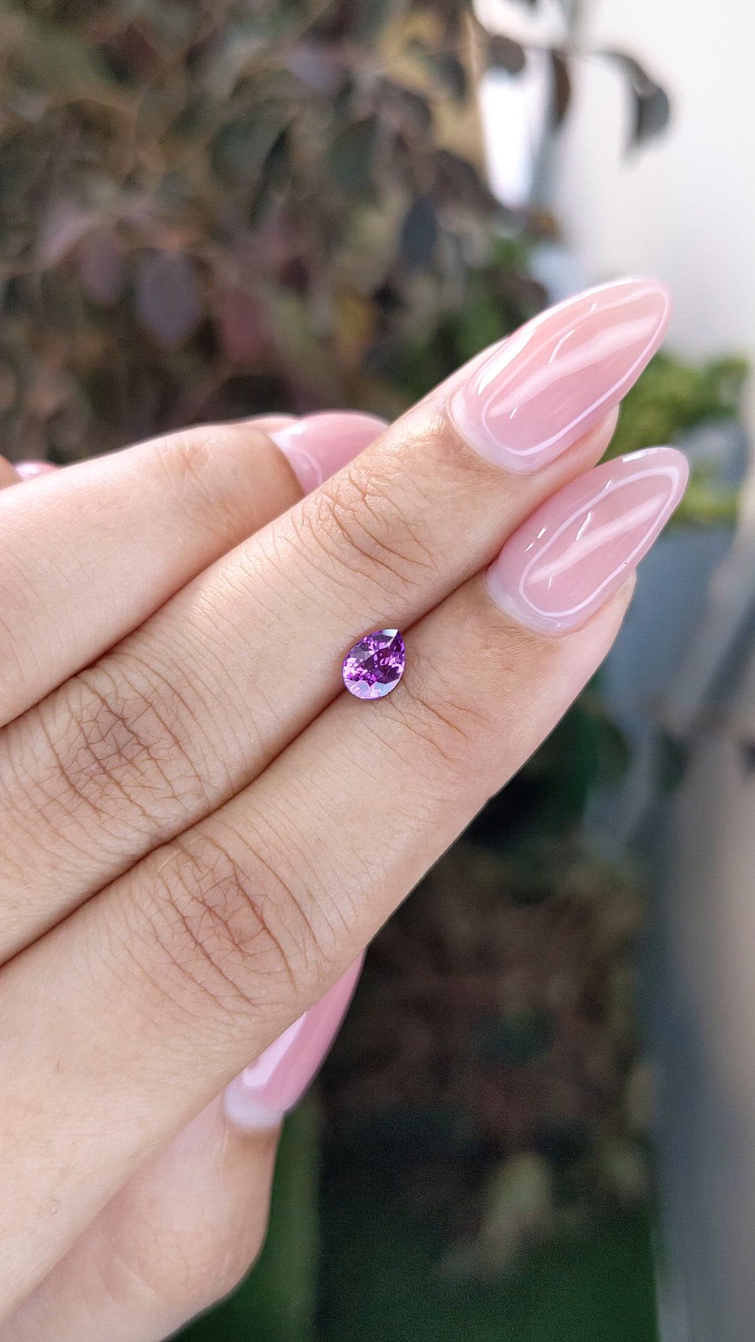 0.59 Ct. Bi Color Sapphire from Ceylon (Sri Lanka) Size Video
