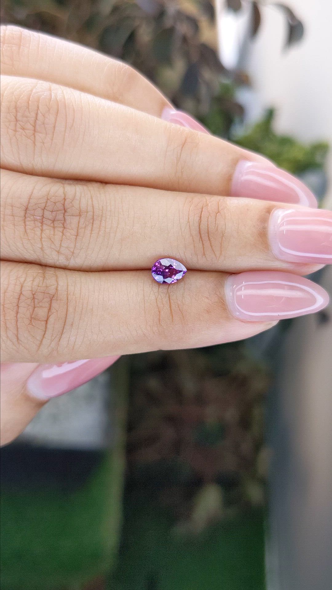 0.59 Ct. Bi Color Sapphire from Ceylon (Sri Lanka) Size Video
