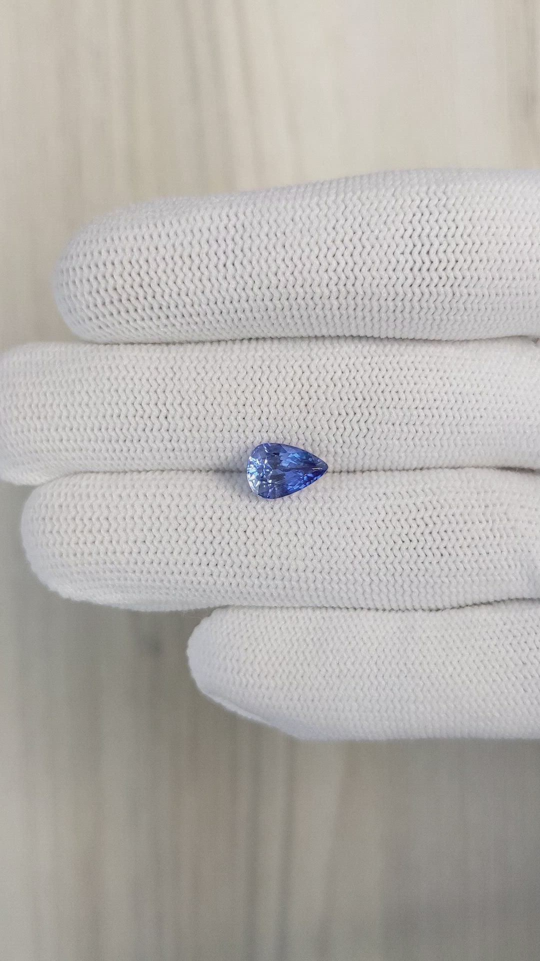 2.31 Ct. Blue Sapphire from Ceylon (Sri Lanka) Size Video