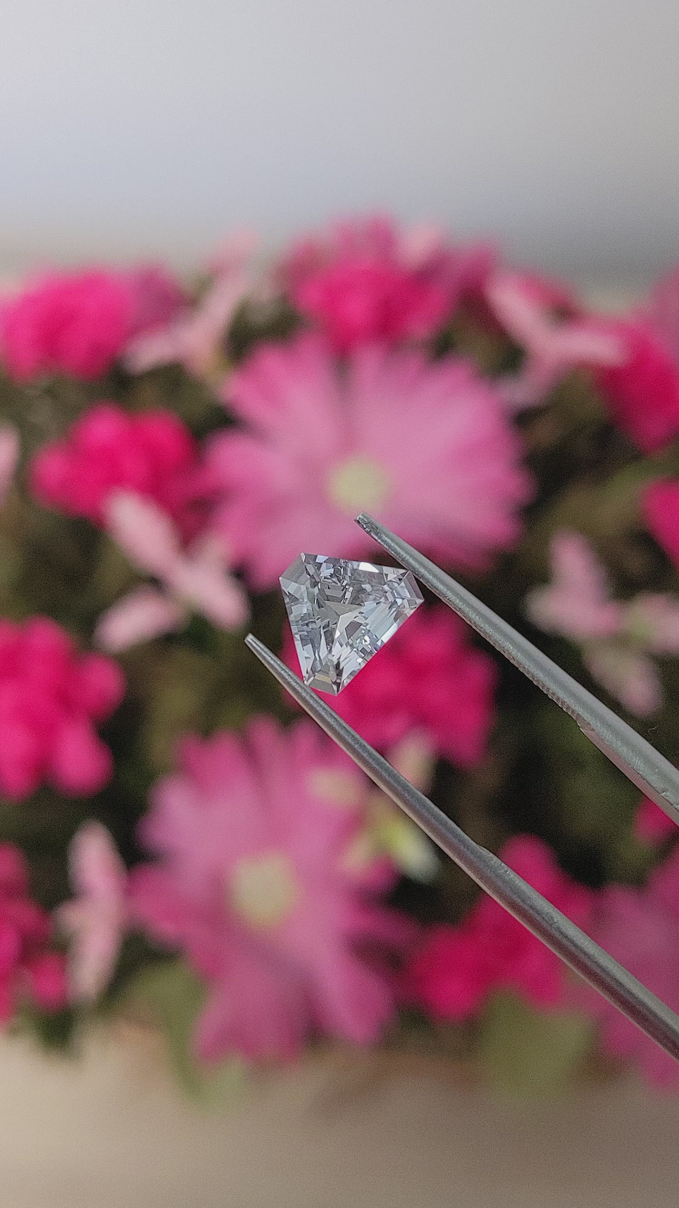 1.54 Ct. White Sapphire from Ceylon (Sri Lanka) Size Video