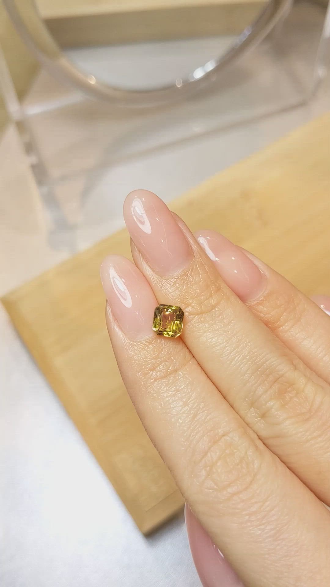 1.39 Ct. Sapphire from Ceylon (Sri Lanka) Size Video
